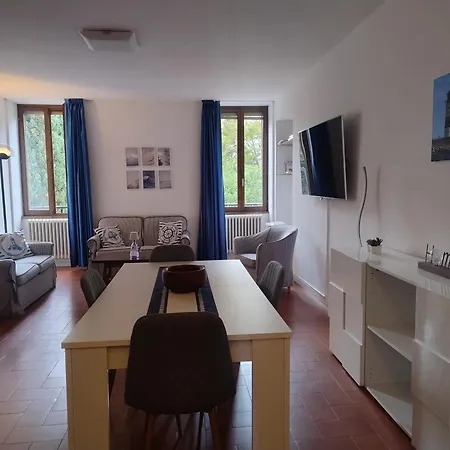 Casa Preziosa - *